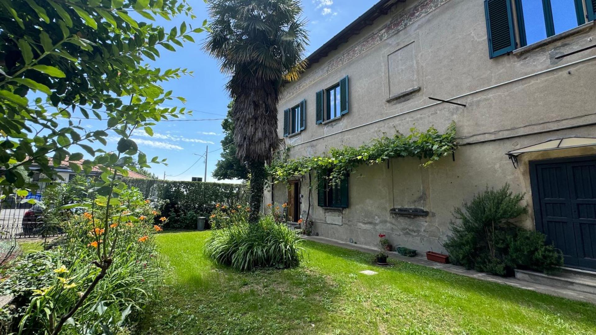 Malnate Curt Da Beta - Casa Vacanze Con Giardino, In Corte Del XVIII Secolo מראה חיצוני תמונה